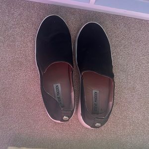 Steve Madden dark green camo platform slip on sneakers!